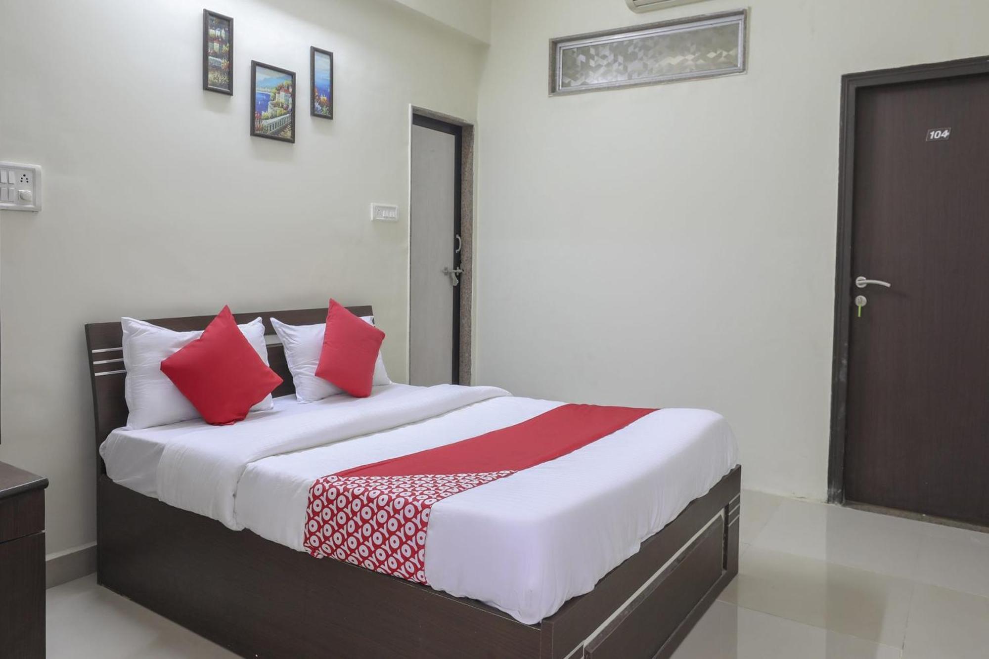 Collection O Shyam Vatika Banquet And Rooms Surat Bagian luar foto