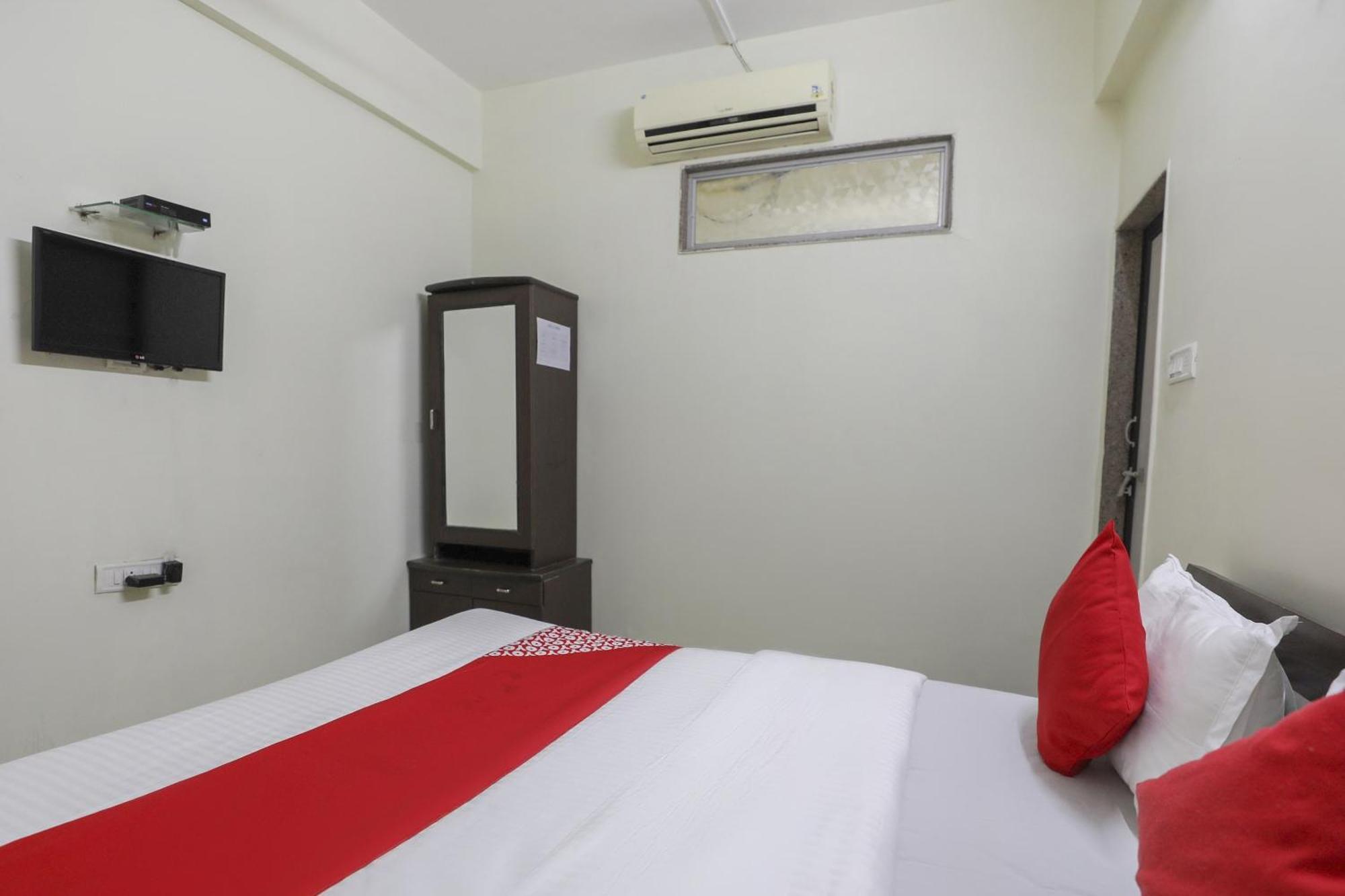 Collection O Shyam Vatika Banquet And Rooms Surat Bagian luar foto
