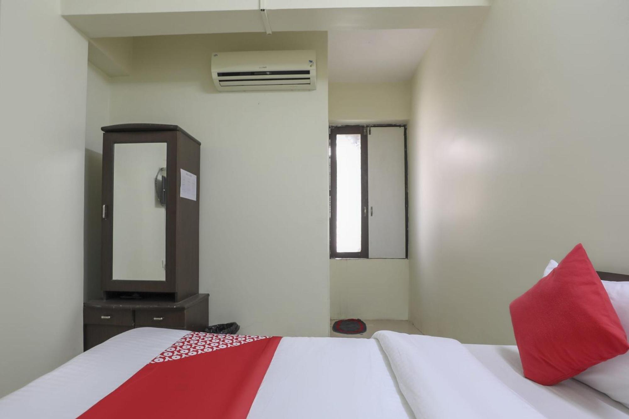 Collection O Shyam Vatika Banquet And Rooms Surat Bagian luar foto