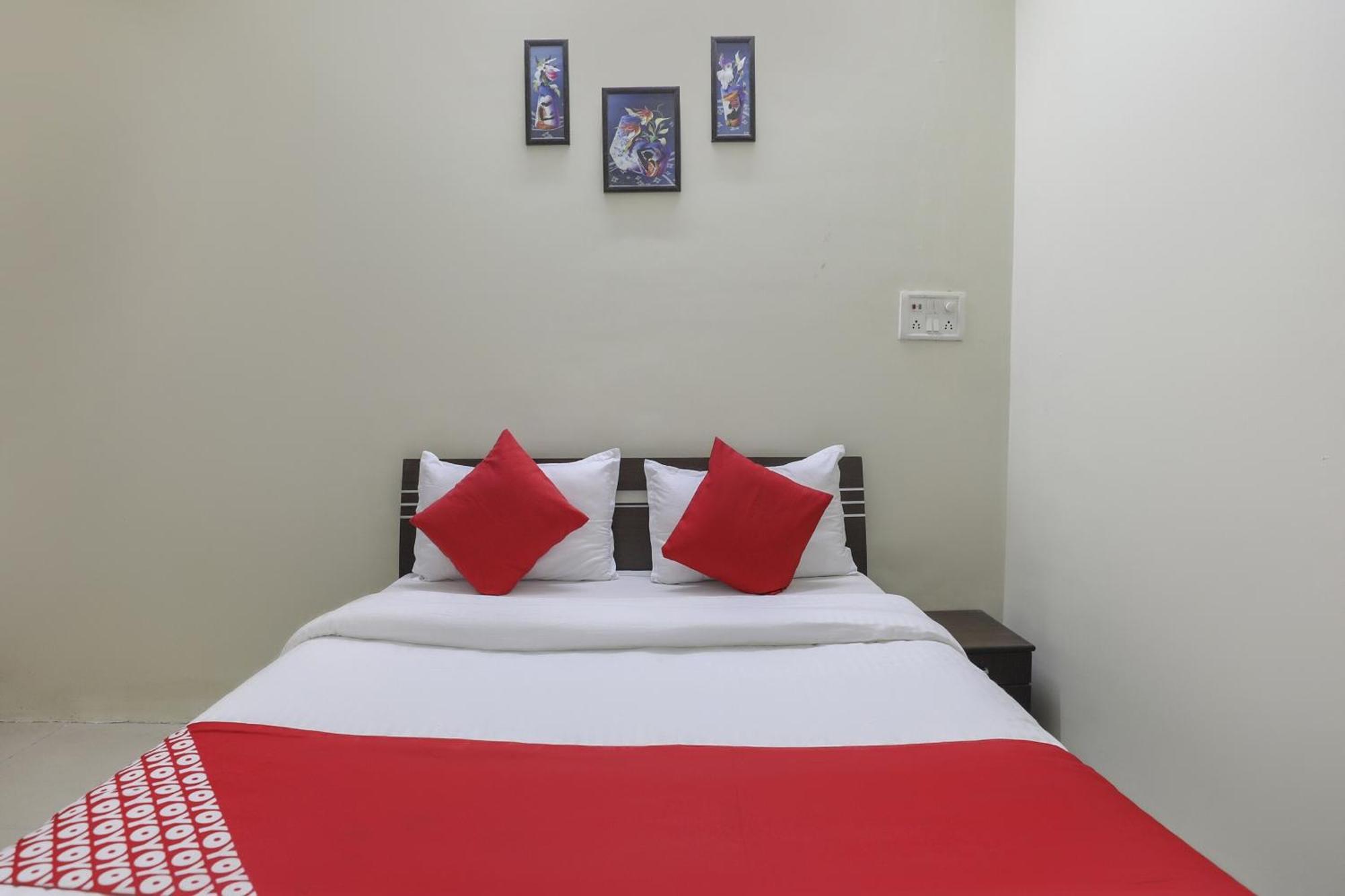 Collection O Shyam Vatika Banquet And Rooms Surat Bagian luar foto